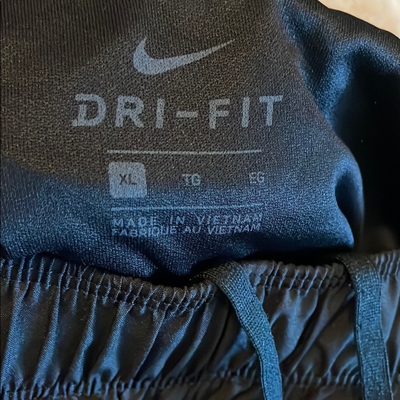 Nike dri-fit shorts. Men’s. XL black - Picture 5 of 5